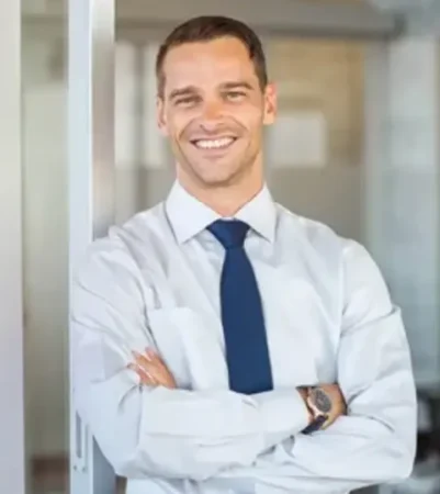 Shaun_Porter_-_Social_Media_Management_Specialist_cropped