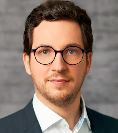 julian-vander_-_SEO_Executive